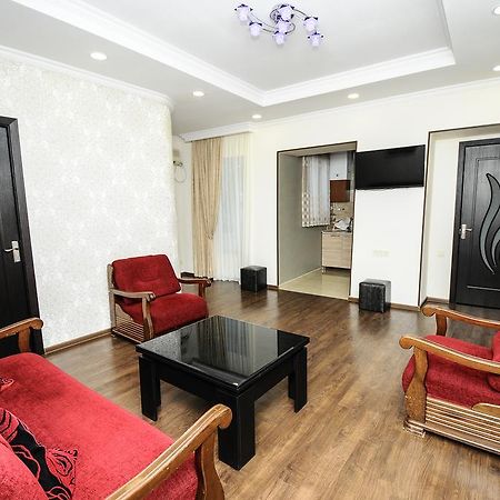Elegant Modern Apartment 第比利斯 外观 照片